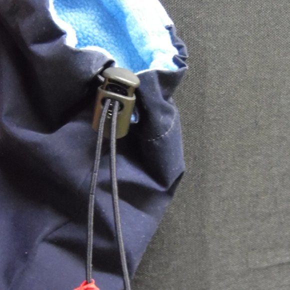 Womans Reversible Jacket (50A) preowned no worn or torn areas clean smoke free - Picture 5 of 9